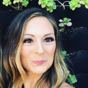 Meet your Posher, Abigail